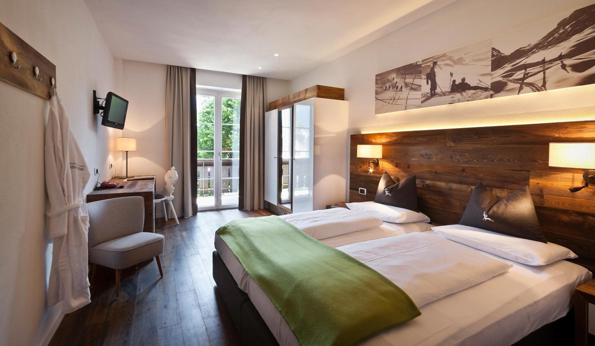 Hotel Ander Брунико Екстериор снимка